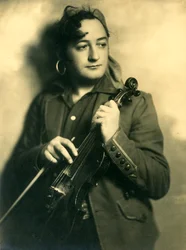 Alfred Gill mit Geige, ca. 1933